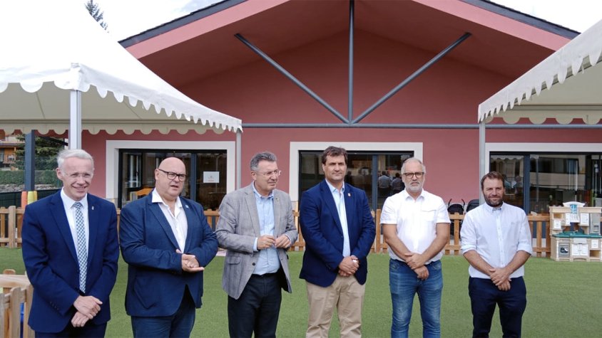 Aquest migdia s'ha inaugurat oficialment la nova llar d'infants de Llívia