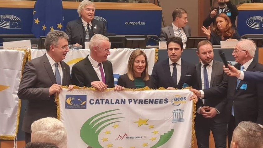 Moment del lliurament de la distinció ahir a Brussel·les