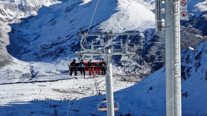 El nou telecadira de la Mina