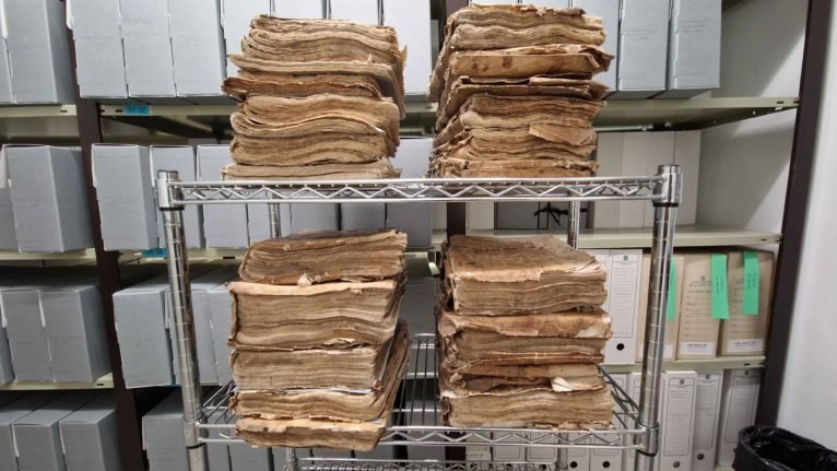 En total s'han digitalitzat més de dos-cents llibres