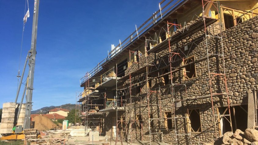 Construcció de pisos a Bellver