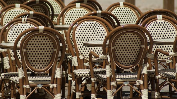 Puigcerdà posarà en ordre les terrasses dels bars i restaurants 