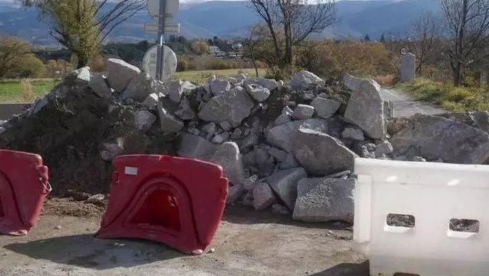 El Camí de la Vinyola de Puigcerdà tancat al trànsit
