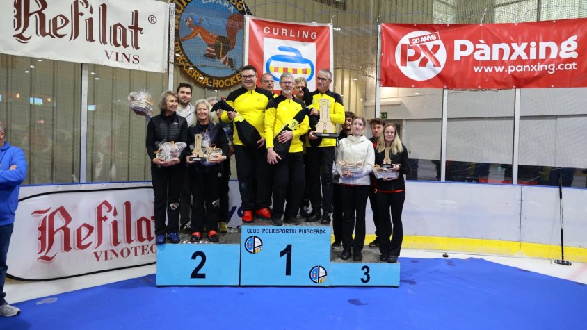Els tres primers classificats al podi