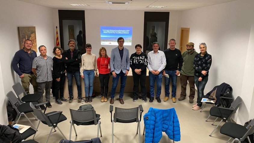 Representants de les vuit enitats ambientals que rebran subvencions del Departament