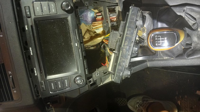 Material localitzat a l'interior d'un vehicle