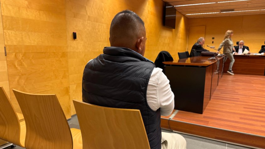 L'acusat de violar repetidament una menor a Puigcerdà al judici a l'Audiència