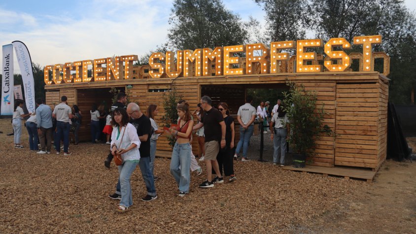 Públic a l'entrada de l'Occident Summerfest Cerdanya en la primera jornada d'aquesta segona edició